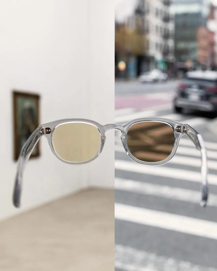 Moscot, de la galerie à la rue : verre clair à l'intérieur, foncé dehors